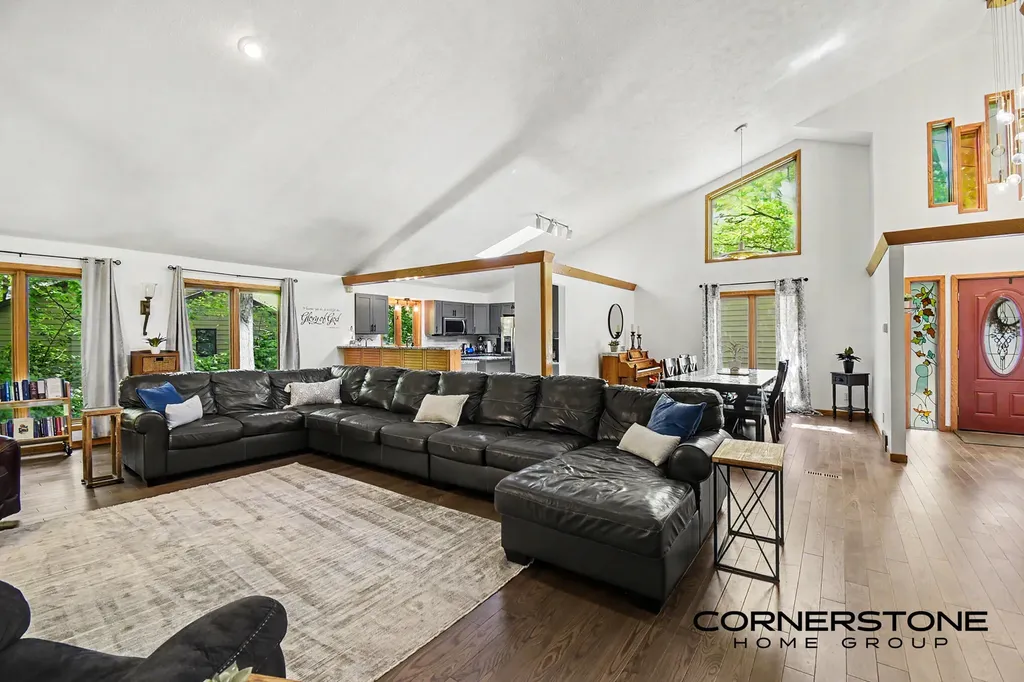 2111 Northridge Drive NE Plainfield Charter Township MI 49525