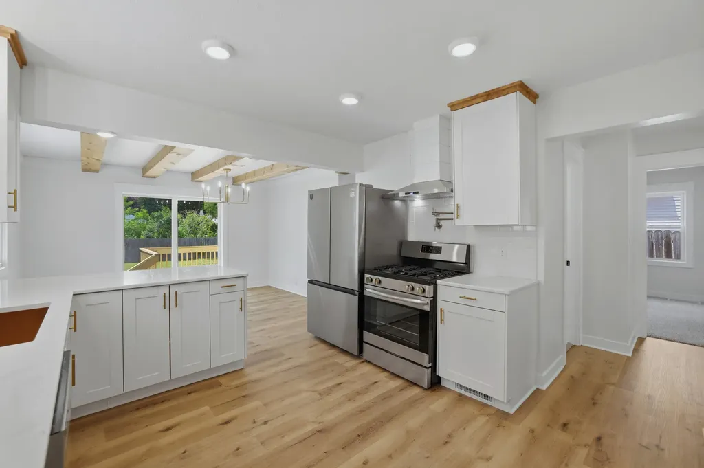 1325 Edith Avenue NE Grand Rapids City MI 49505