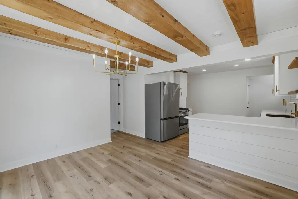 1325 Edith Avenue NE Grand Rapids City MI 49505