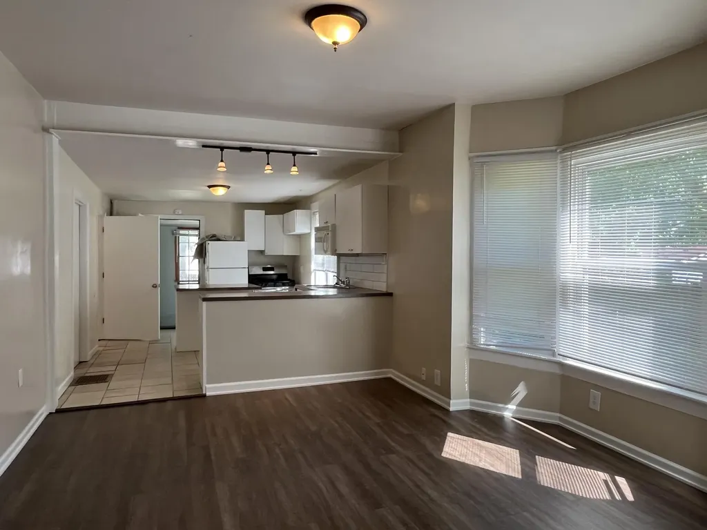 820 Mcreynolds Avenue NW Grand Rapids City MI 49504