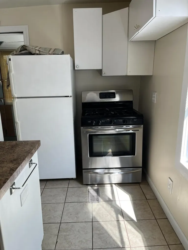 820 Mcreynolds Avenue NW Grand Rapids City MI 49504