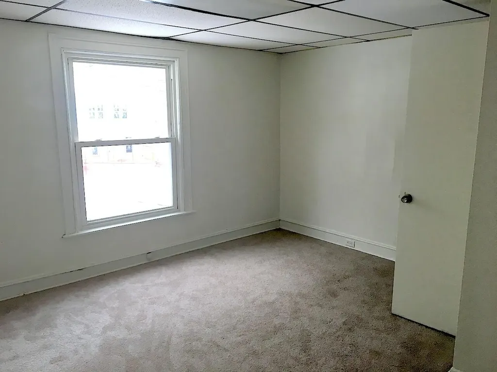 820 Mcreynolds Avenue NW Grand Rapids City MI 49504