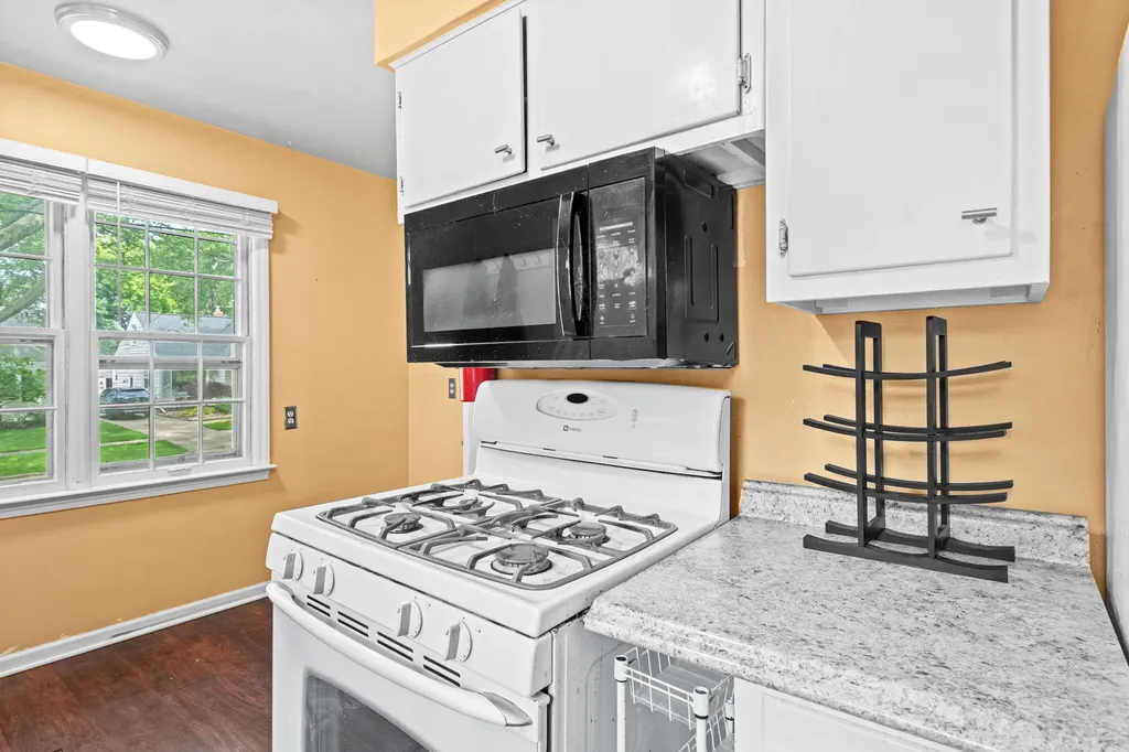 1222 Portland Avenue NE Grand Rapids City MI 49505