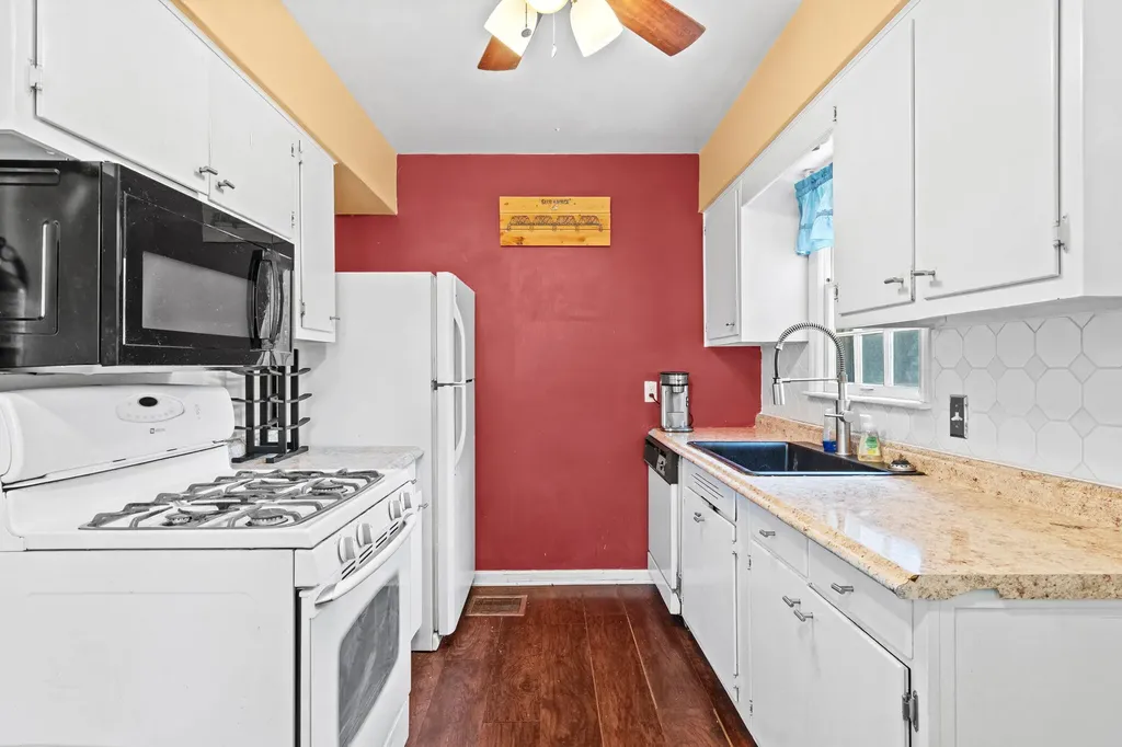 1222 Portland Avenue NE Grand Rapids City MI 49505