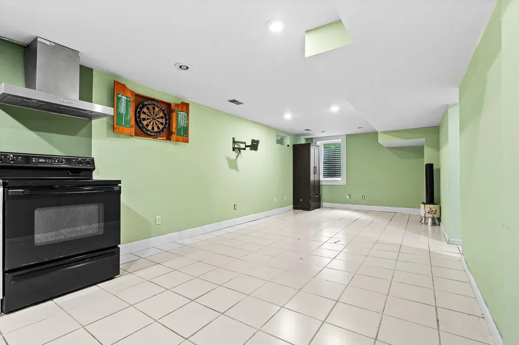1222 Portland Avenue NE Grand Rapids City MI 49505