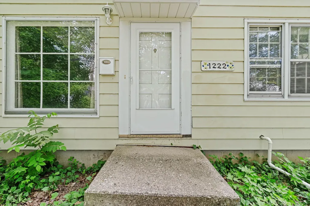 1222 Portland Avenue NE Grand Rapids City MI 49505