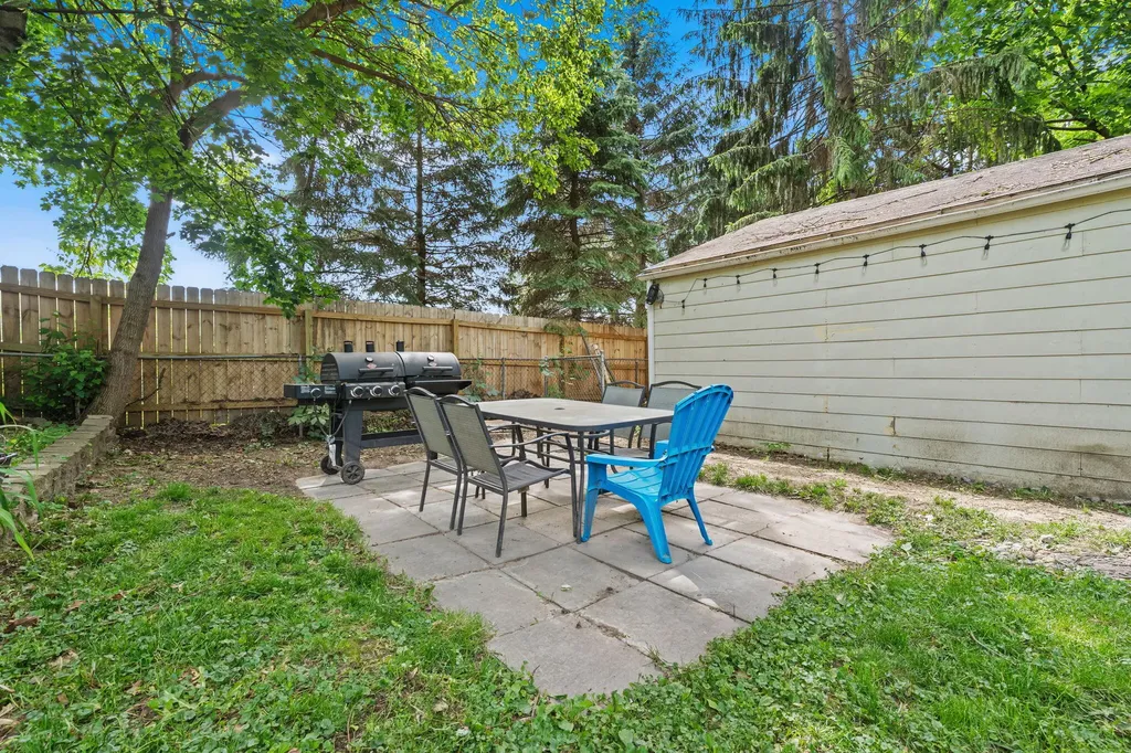1222 Portland Avenue NE Grand Rapids City MI 49505