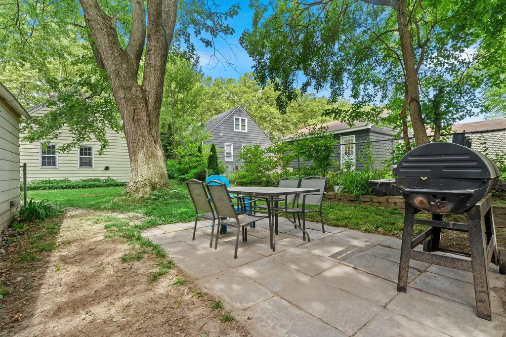 1222 Portland Avenue NE Grand Rapids City MI 49505
