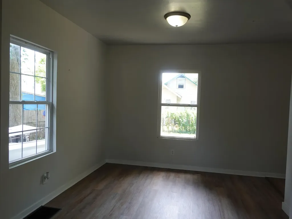 60 Baylis Street SW Grand Rapids City MI 49507