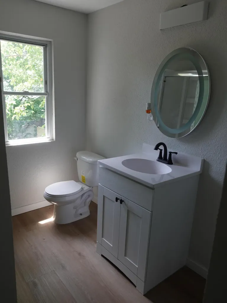 60 Baylis Street SW Grand Rapids City MI 49507