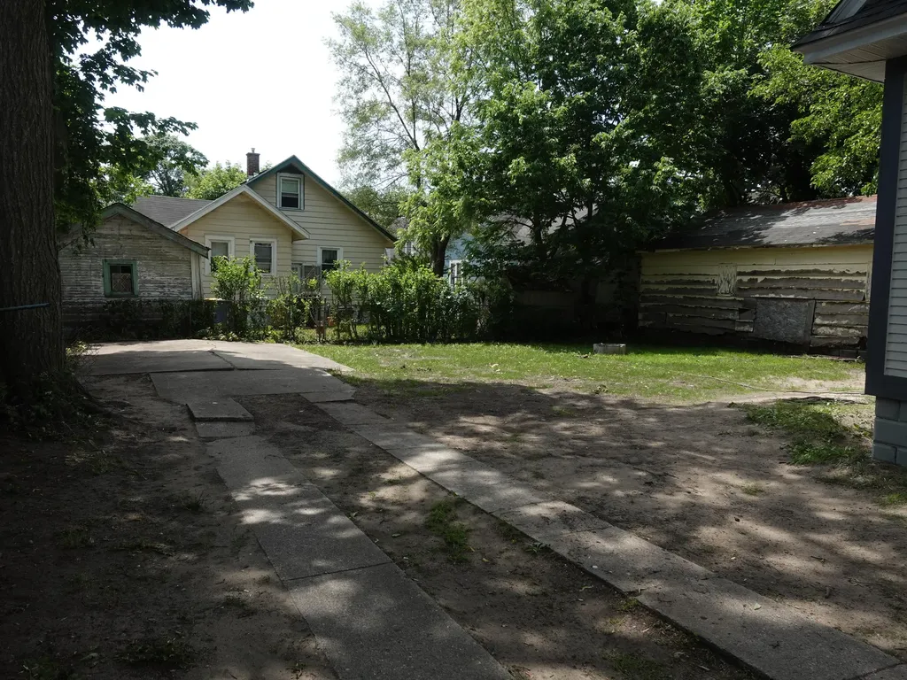 60 Baylis Street SW Grand Rapids City MI 49507