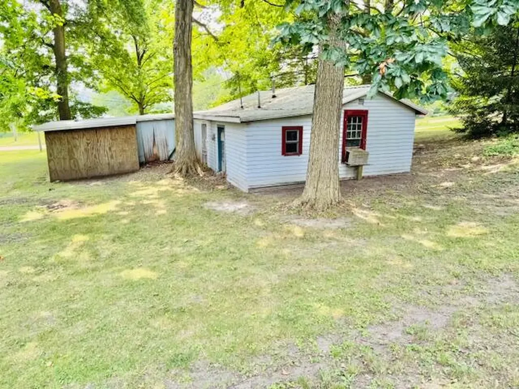 1846 W Tupper Heights Drive Unknown City MI 48849