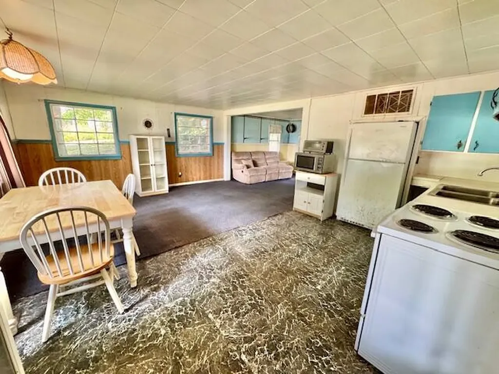 1846 W Tupper Heights Drive Unknown City MI 48849