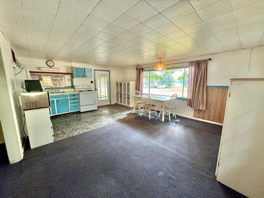 1846 W Tupper Heights Drive Unknown City MI 48849