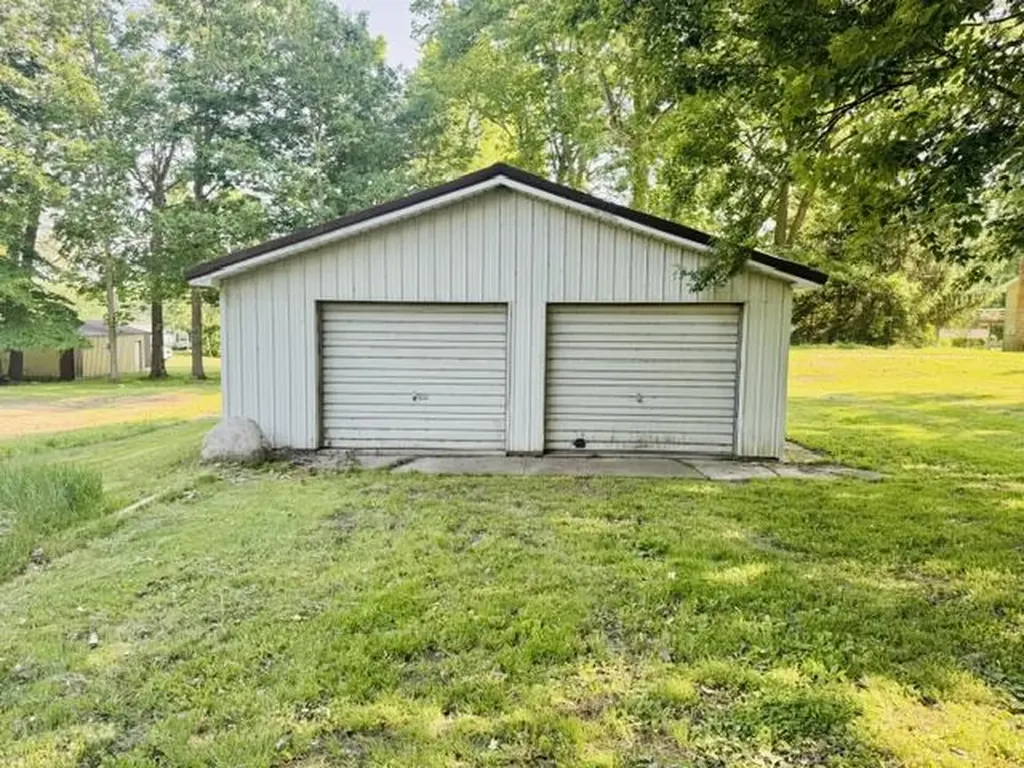 1846 W Tupper Heights Drive Unknown City MI 48849