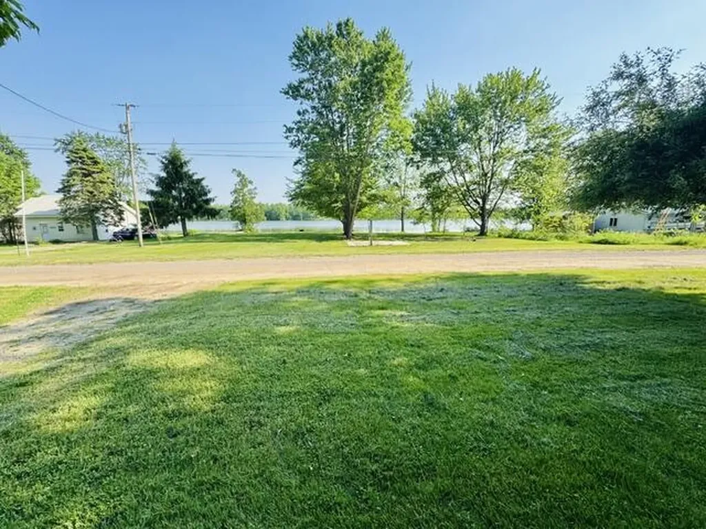 1846 W Tupper Heights Drive Unknown City MI 48849