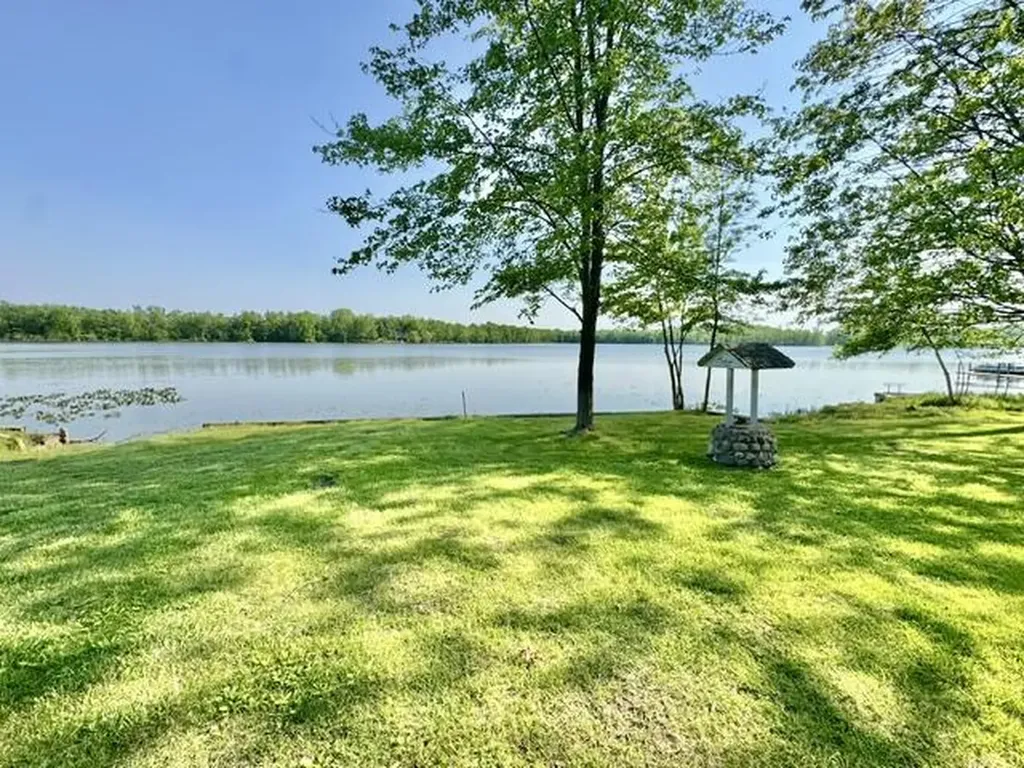 1846 W Tupper Heights Drive Unknown City MI 48849