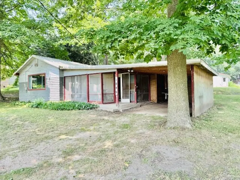 1846 W Tupper Heights Drive Unknown City MI 48849