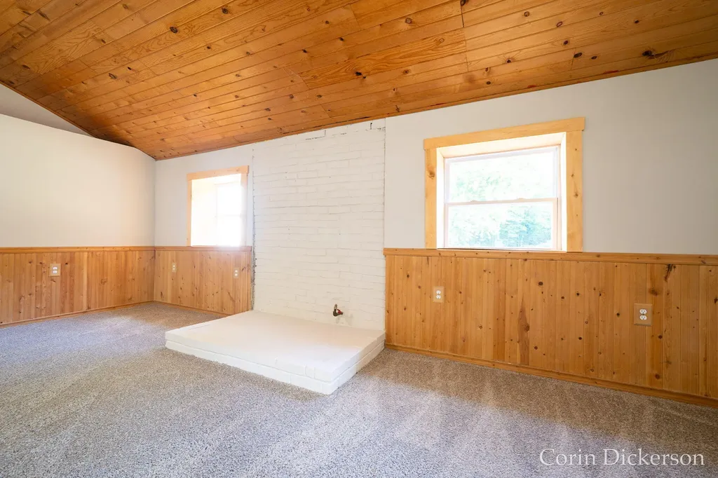3661 110th Avenue Cheshire Township MI 49010