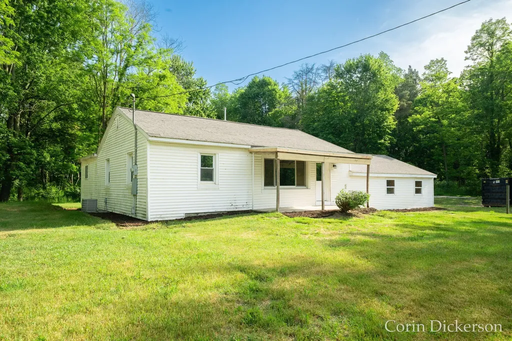 3661 110th Avenue Cheshire Township MI 49010
