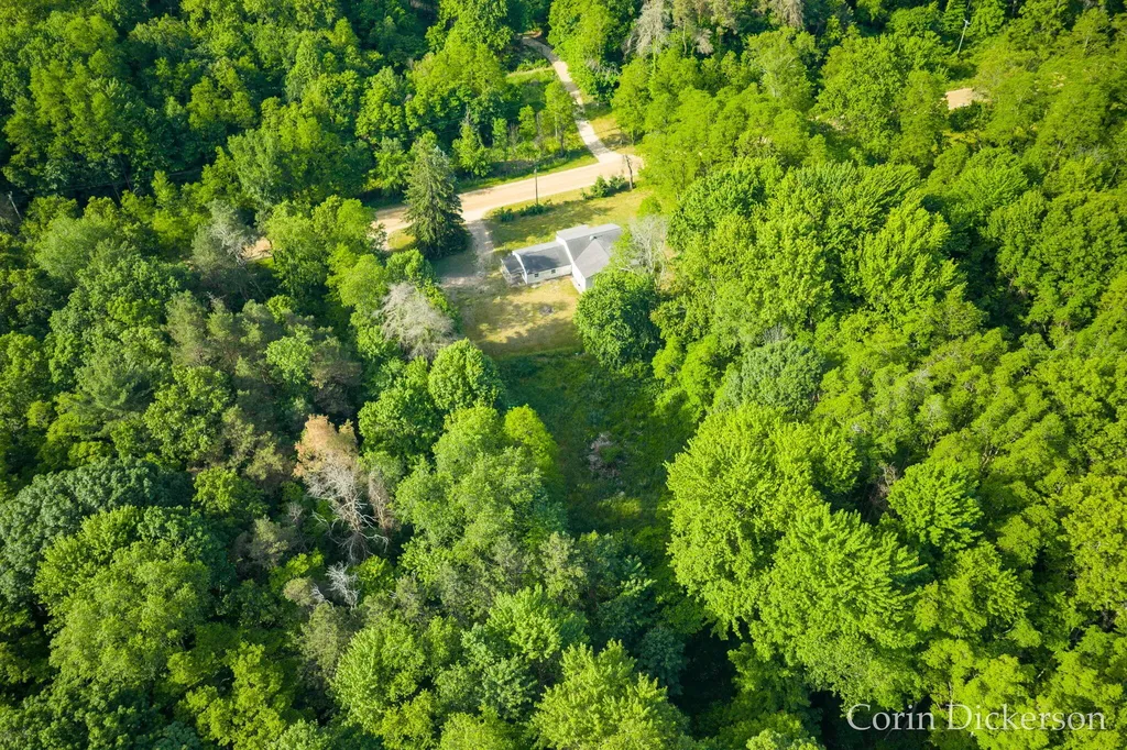 3661 110th Avenue Cheshire Township MI 49010