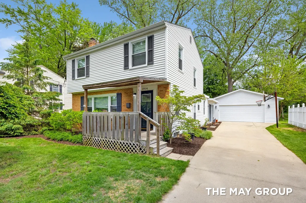 1914 Woodward Avenue SE Grand Rapids City MI 49506