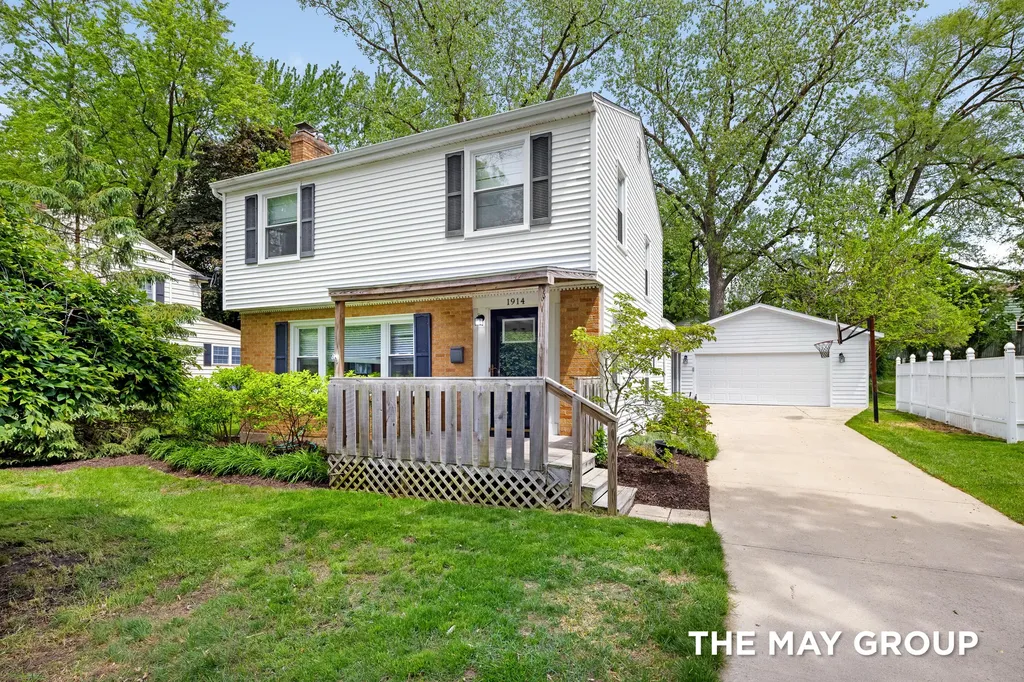1914 Woodward Avenue SE Grand Rapids City MI 49506