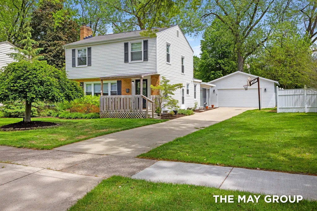 1914 Woodward Avenue SE Grand Rapids City MI 49506