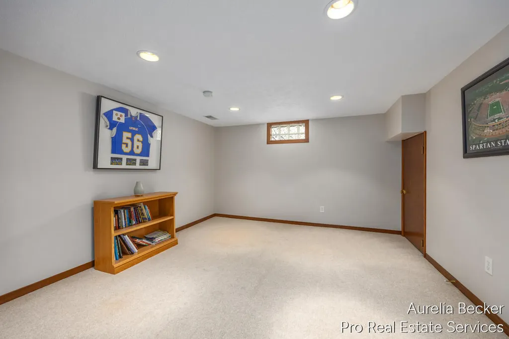 3414 Perry Avenue SW Wyoming City MI 49519