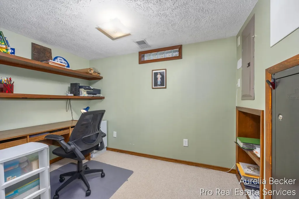 3414 Perry Avenue SW Wyoming City MI 49519