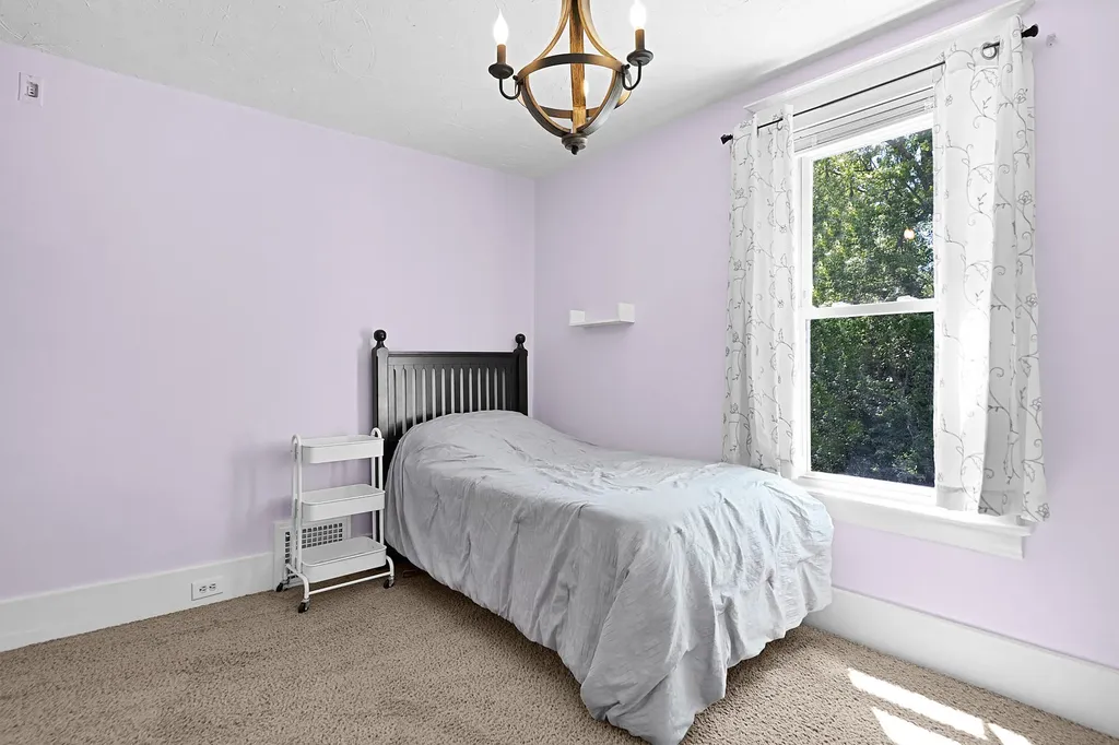 604 Hubbard Street NE Grand Rapids City MI 49525