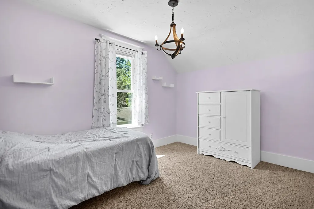 604 Hubbard Street NE Grand Rapids City MI 49525