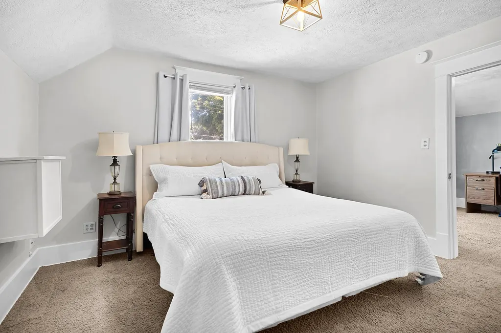 604 Hubbard Street NE Grand Rapids City MI 49525