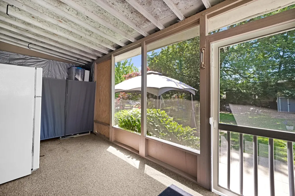 604 Hubbard Street NE Grand Rapids City MI 49525