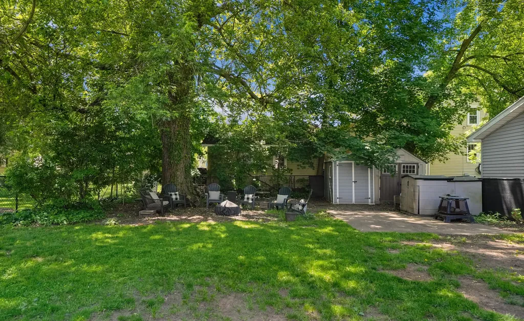 604 Hubbard Street NE Grand Rapids City MI 49525