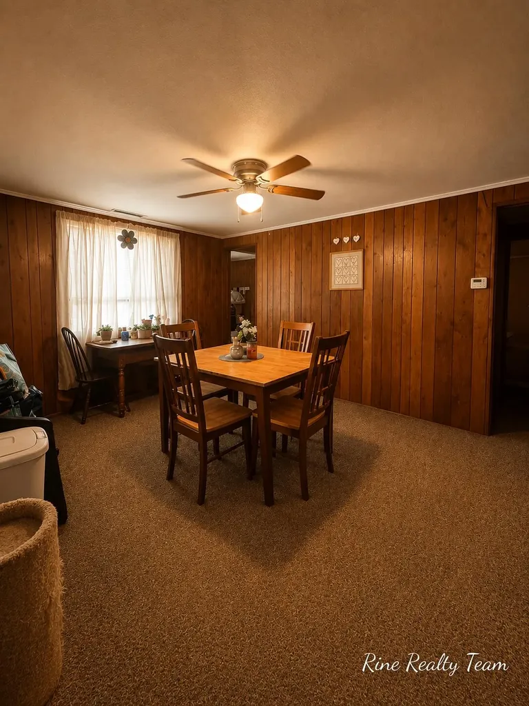 18 E Montgomery Street Hillsdale City MI 49242