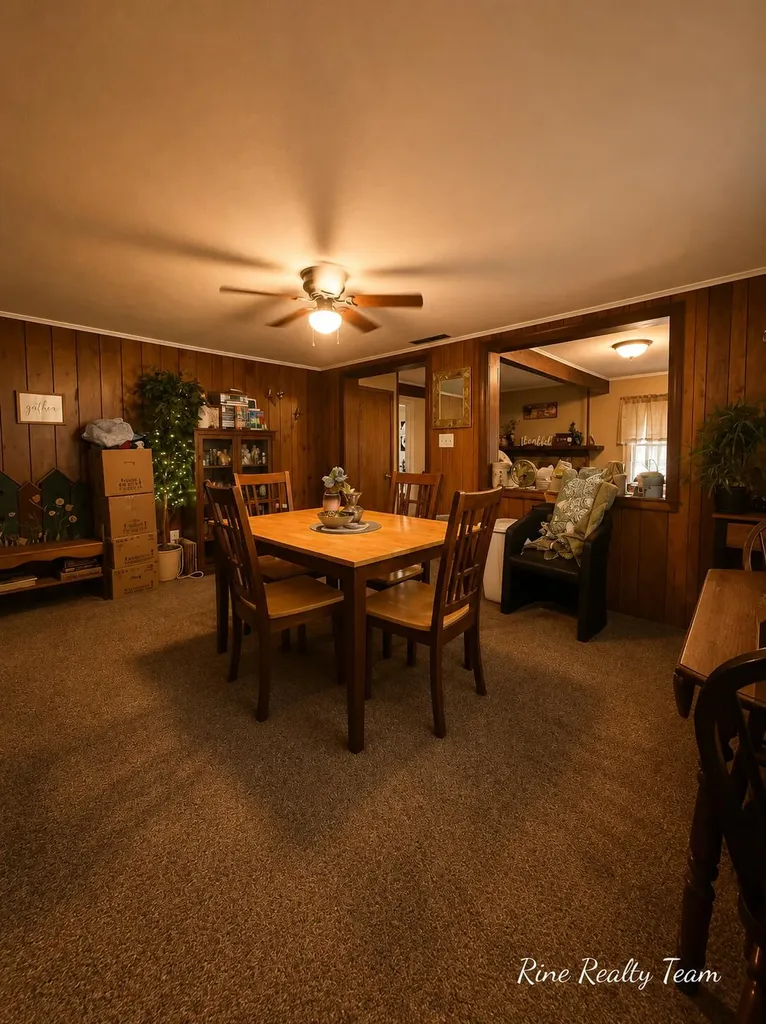 18 E Montgomery Street Hillsdale City MI 49242