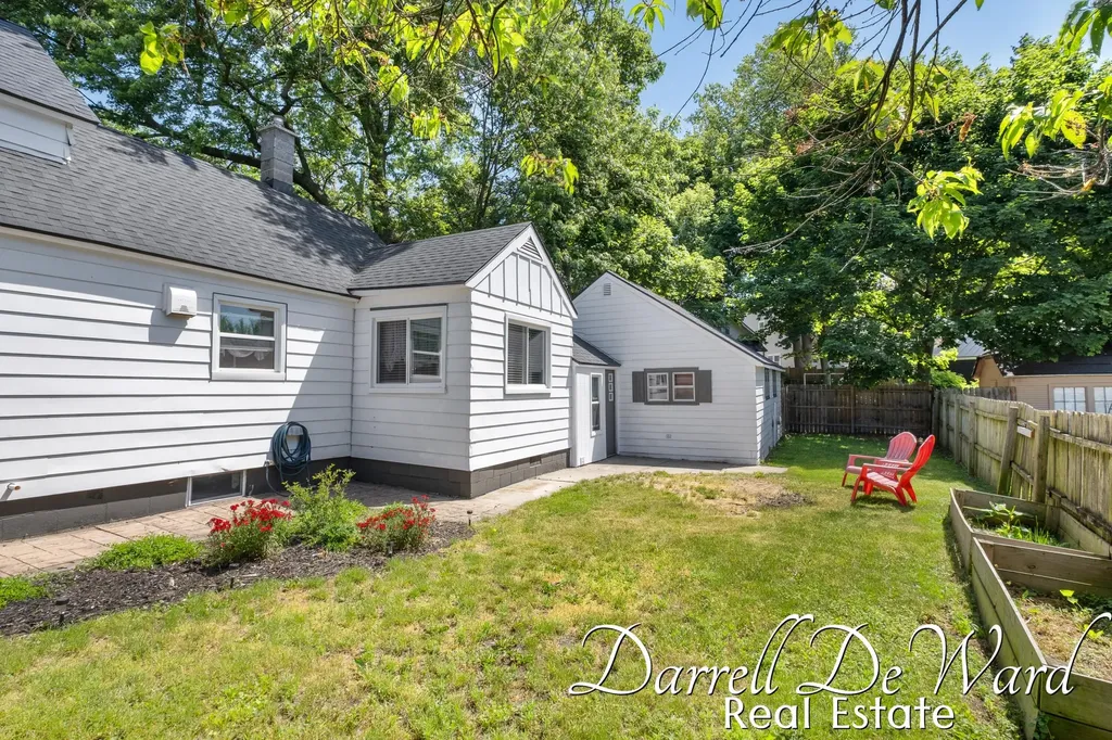 916 Lincoln Avenue NW Grand Rapids City MI 49504