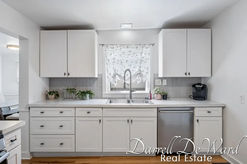 916 Lincoln Avenue NW Grand Rapids City MI 49504