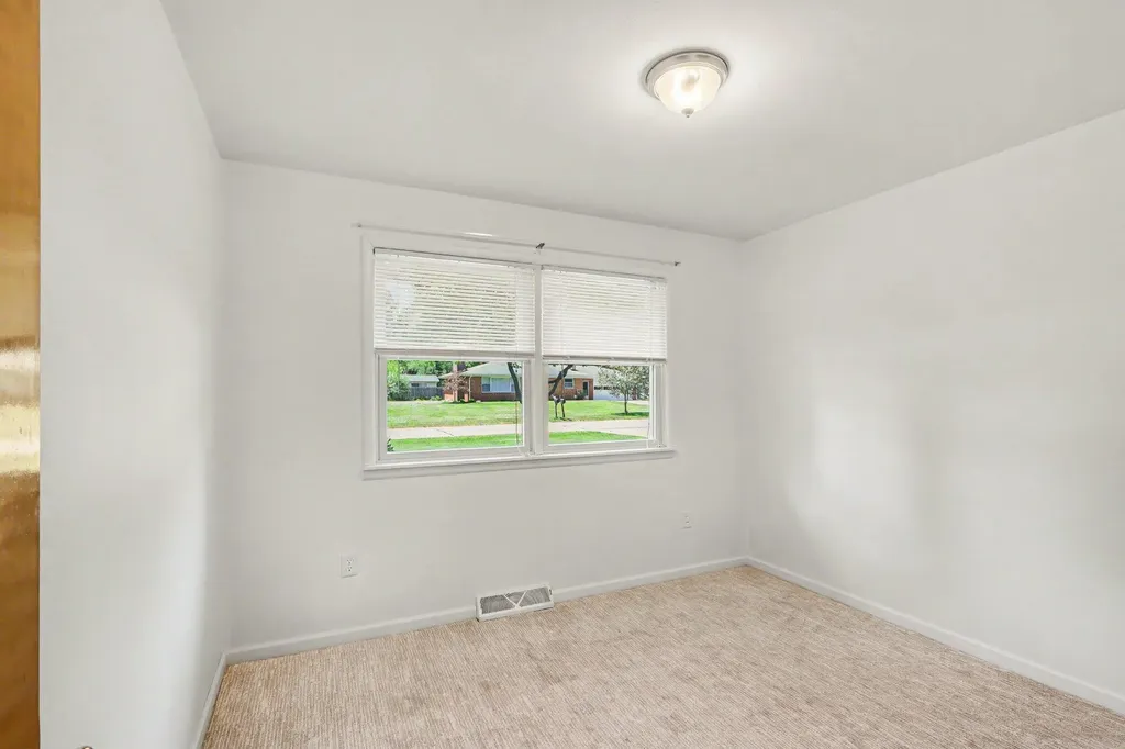 7723 Yorktown Street Richland Village MI 49083
