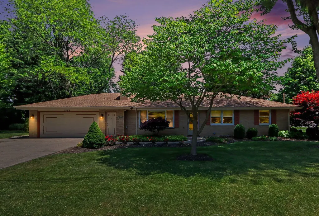 7723 Yorktown Street Richland Village MI 49083