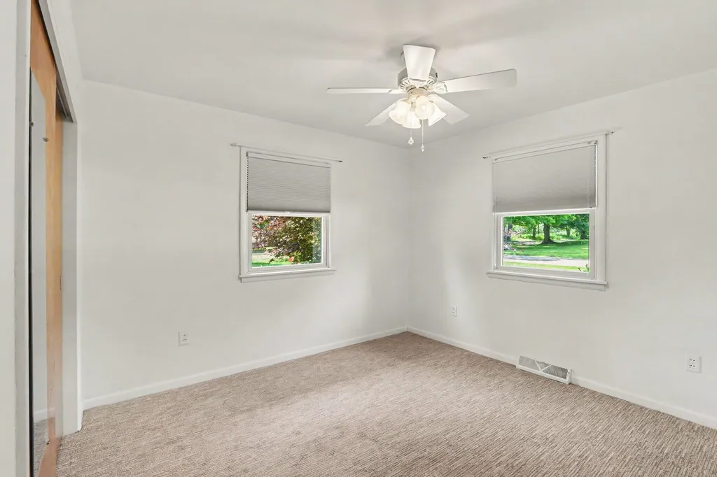 7723 Yorktown Street Richland Village MI 49083