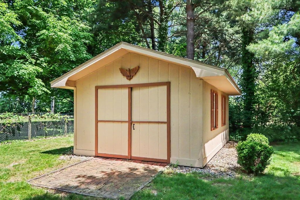 7723 Yorktown Street Richland Village MI 49083