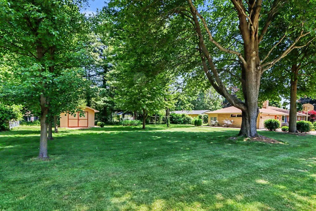 7723 Yorktown Street Richland Village MI 49083