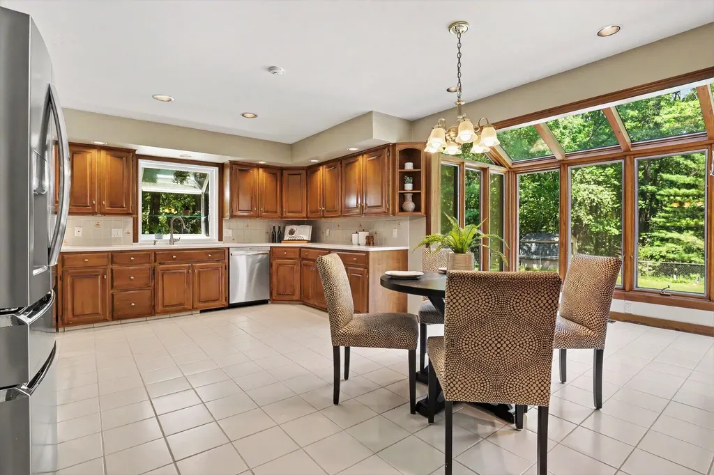 385 Greentree Lane NE Ada Township MI 49301