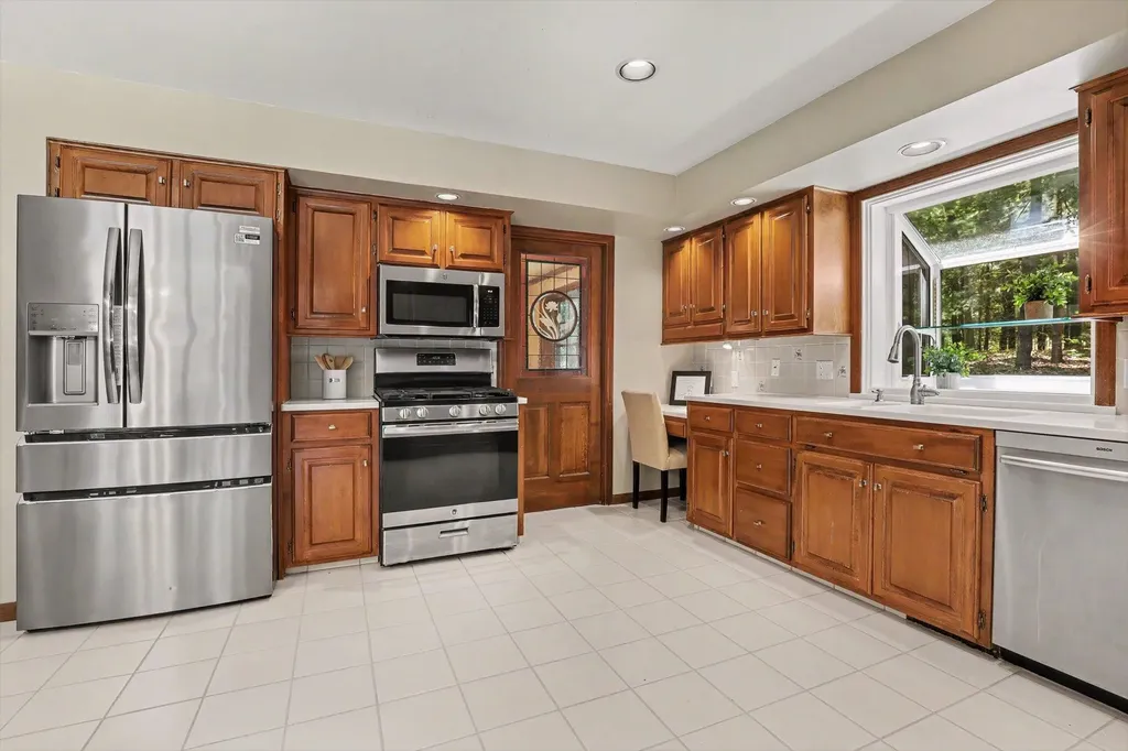 385 Greentree Lane NE Ada Township MI 49301