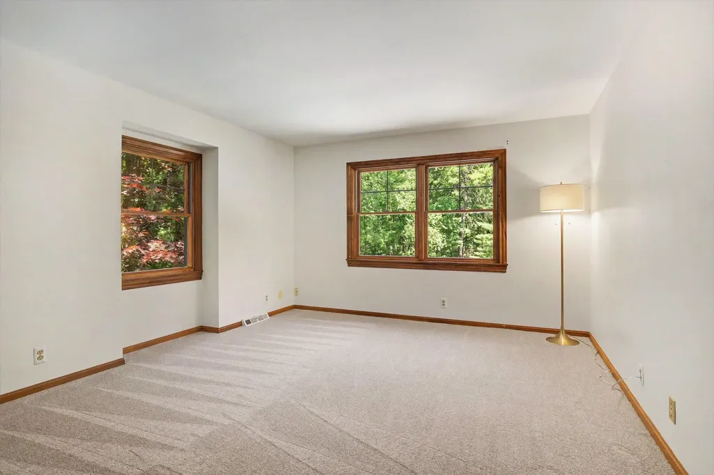 385 Greentree Lane NE Ada Township MI 49301