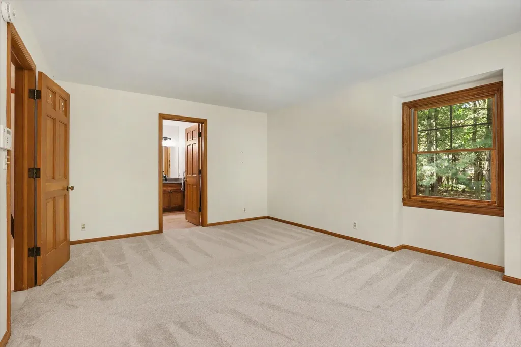 385 Greentree Lane NE Ada Township MI 49301