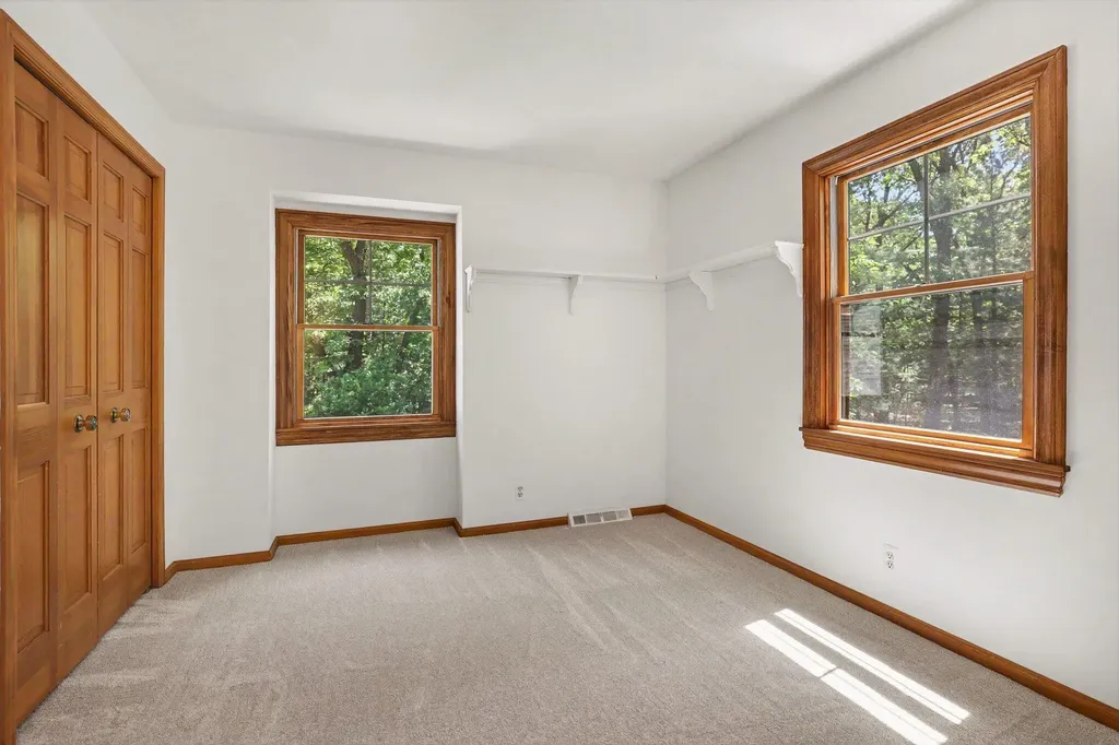 385 Greentree Lane NE Ada Township MI 49301