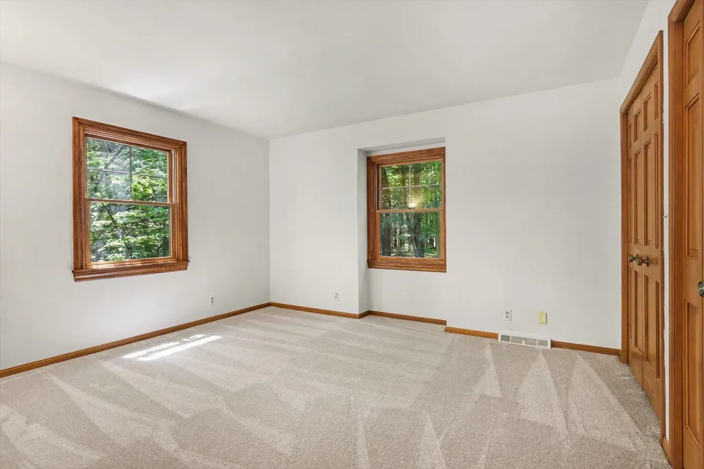 385 Greentree Lane NE Ada Township MI 49301